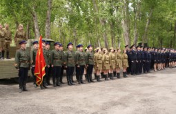 В Волгограде состоялась военно-историческая реконструкция «Они были первыми»